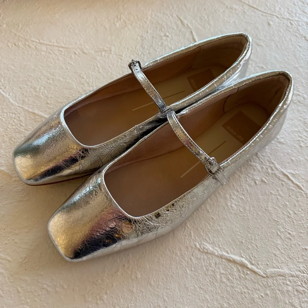 NEW Dolce Vita Reyes Ballet Flats in Silver - Picture 2 of 8